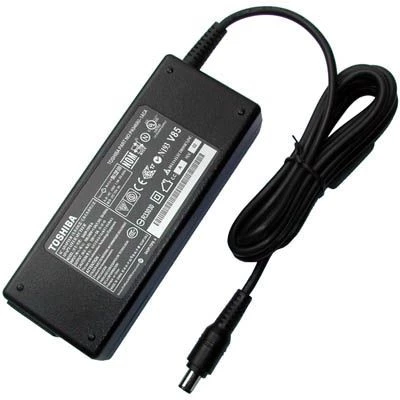 Toshiba 15V 5A adapteri