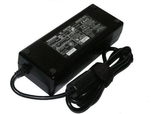 Toshiba 15V 8A (yumru giris) adapteri
